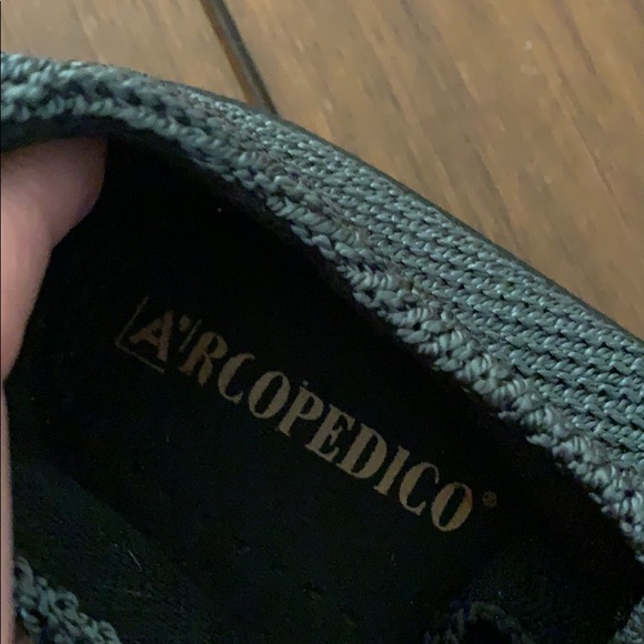 A’RCOPEDICO Gray Shoes. Size 39. NWOT or Box. - Picture 2 of 7